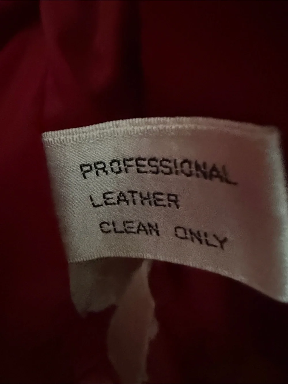 VINTAGE WILSONS RED LEATHER, Size 8(S) - Picture 4 of 7